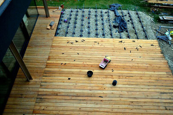 belüftete Terrasse am Boden 1
