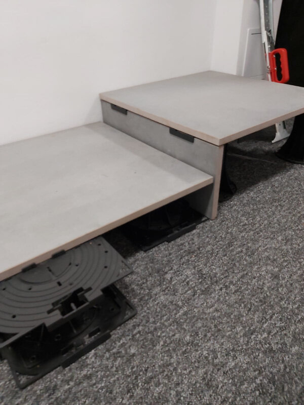 DDP CP universal seitenwandkantenblech an Stelzlager